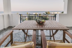 Villa-Deep-Blue48-1500x998-1